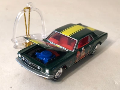 JOHNNY LIGHTNING PLAYING MANTIS 66 MUSTANG GREEN  COCA-COLA SANTA CLAUSE - Image 1 of 4