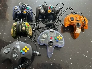 Nintendo Controller - Various - Untested - Picture 1 of 2