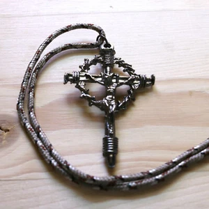 Kruzifix Dornenkrone Anhänger Handarbeit Camouflage Paracord Halskette katholische Barmherzigkeit - Bild 1 von 5