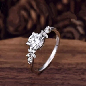 2 Ct VVS1 Round Diamond Solitaire Engagement Wedding Ring 14k White Gold Finish - Picture 1 of 6