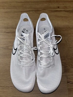 ZAPATOS DE ATLETISMO NIKE PARA HOMBRE MAMBA V6 TALLA 12.5 NUEVOS SIN CAJA SIN PICOS BLANCOS NEGROS Foto 1 de 4