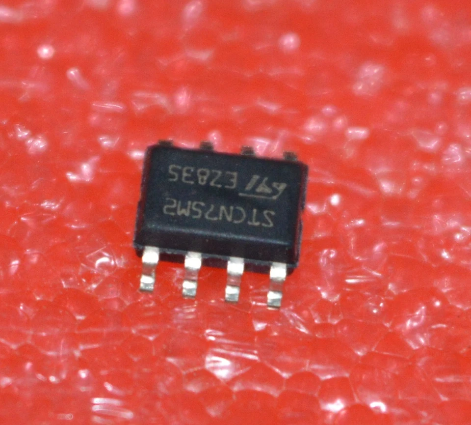 1 X (1 piece) STCN75M Temperature Sensor SMT 8-Pin SOIC, -55 to +125 degC (0157) - Image 1 of 1