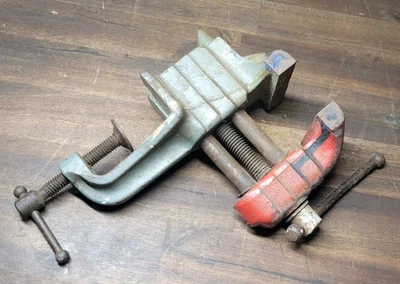 Винтажные настольные тиски Defiance от Stanley 1209 2 1/2 дюйма с челюстями - сделано в США - Изображение 1 из 4