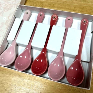 Le Creuset Löffel rosa Blumen 5,7 Zoll 5er Set B3xH14,5xT2cm Steinzeug - Bild 1 von 4