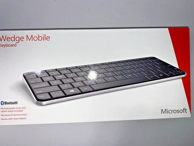 NEW Microsoft Wedge Mobile Bluetooth Wireless Keyboard Model 1521 - Image 1 of 4