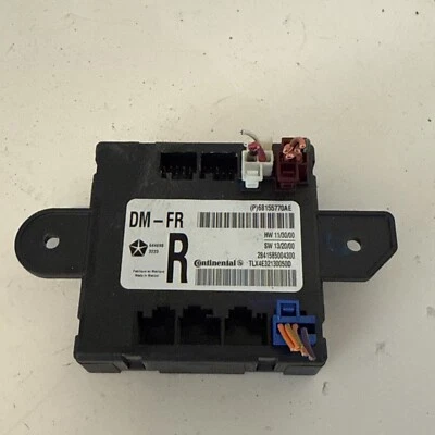 Dodge Ram1500 2014 módulo de puerta delantera derecha OEM 68155770AE Foto 1 de 4