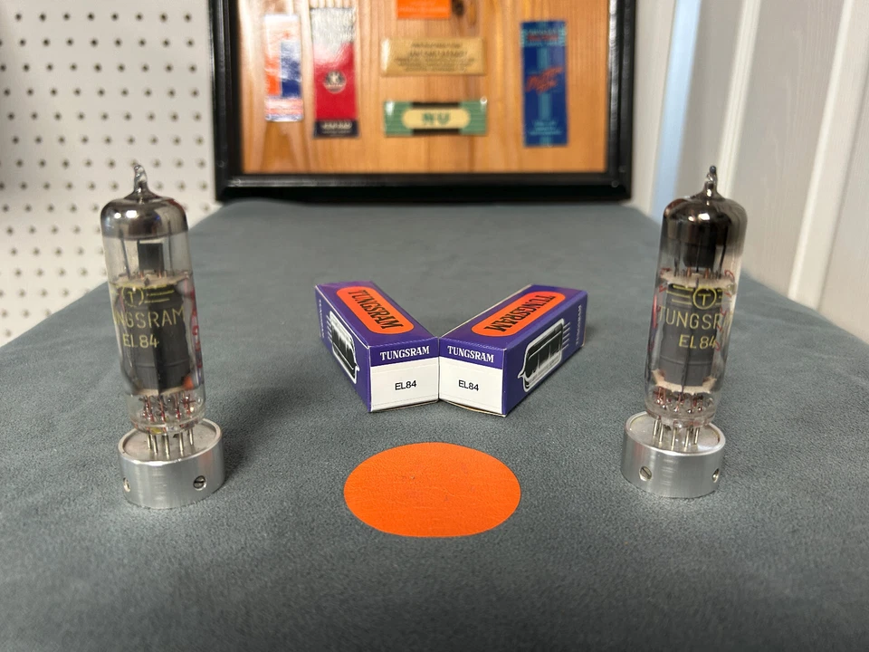2 tubos Tungsram EL84 - NUEVO EN CAJA emparejado - Amplitrex / MaxiMatcher probado Foto 1 de 4
