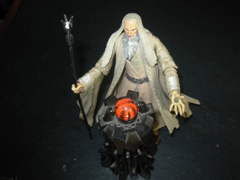 2001 Toybiz Lord of the Rings Fellowship of the Rings Saruman, Palantir Base,Eye Cover