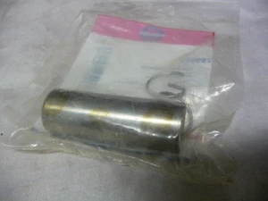 New Briggs & Stratton Piston STD Pin Part # 299691 For Lawn & Garden Equipment - Picture 1 of 2