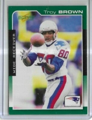 2000 Score Football #122 Troy Brown New England Patriots - Image 1 of 2