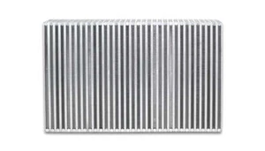 Intercooler de flujo vertical vibrante 22 in. W x 14 in. H x 4,5 pulgadas. Grueso 12853 - Imagen 1 de 3