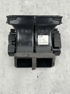 Conducto de ventilación de salida de calefacción de aire acondicionado trasero central Cadillac CTS OEM 2008-2014 - Imagen 1 de 6