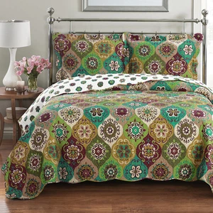 Luxury Bonnie Printed Oversize Quilt Reversible Bedspread Lightweight Coverlet - Picture 1 of 3