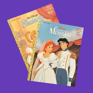 Par de Muñecas de Papel Walt Disney Nuevo de Edición Cenicienta Sirenita Libro Dorado Sin Punchar - Imagen 1 de 10