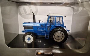 Universal Hobbies Ford TW 30 in scala 1:32. - Foto 1 di 1