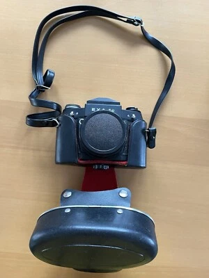 Extra 1C Analoge Spiegelreflexkamera Mit Zwei Objektiven UV absaugen - Bild 1 von 4