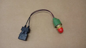 Interruptor de alta presión para aire acondicionado BMW E30, E34 64531379015 interruptor sensor - Imagen 1 de 1