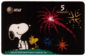 Tarjeta telefónica Snoopy-A-Month: #10 (julio) Snoopy & Woodstock viendo fuegos artificiales - Imagen 1 de 2