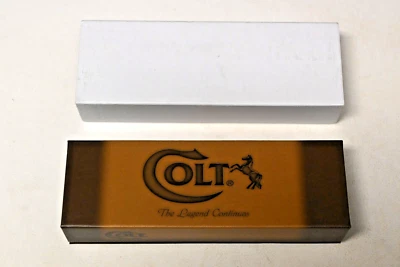 Colt The Legend Continues Pocket Knife CT298 in Box New Condition - Image 1 of 4