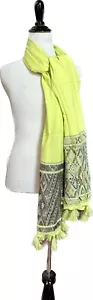 Sciarpa J.Crew verde lime giallo nappe ricamate taglia unica nuova - Foto 1 di 4