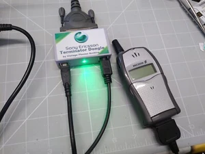 Terminator Dongle Desbloqueo Intermitente Ericsson Teléfonos Móviles T20 T68 T300 Servicio - Imagen 1 de 12