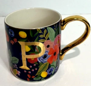 Anthropologie Rifle Paper Company Monogramm "P" Kaffeebecher Tasse Floral Gold Blau - Bild 1 von 7