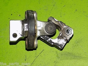 98 99 00 01 02 Mercedes CLK320 W208 OEM steering U joint knuckle yoke - Picture 1 of 1