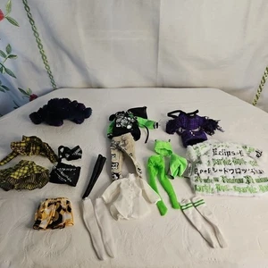 Rainbow Shadow High bambola vestiti cappotto pantaloni gonna calze  - Foto 1 di 5