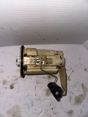 1998-2002 Toyota Corolla 1.8L Fuel Pump Assembly  - Image 1 of 4