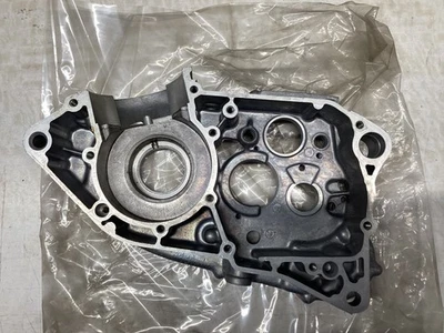 PIEZAS ORIGINALES YAMAHA CÁRTER DERECHO MEDIO TY175 1975-1976 525-15121-00 Foto 1 de 4