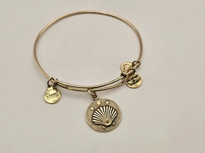Alex & Ani Golden " Seashell " Beach Charm Bangle Bracelet  Metal ✨️  - Image 1 of 4
