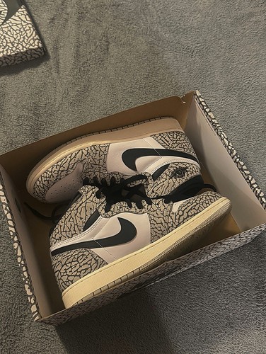 Air Jordan 1 Retro High OG Bianco Cemento