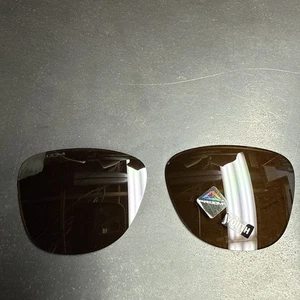 Lentes de repuesto Oakley Frogskins XS (ajuste juvenil) OJ9006 Prizm de tungsteno - Imagen 1 de 7