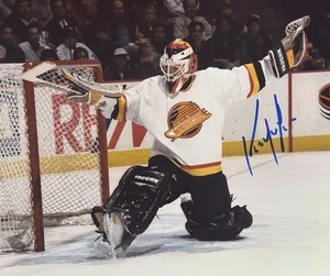 Kirk MCLEAN Signed 8x10 Photo! Vancouver Canucks GOALIE LEGEND! W/COA - Picture 1 of 3