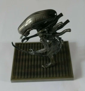 Alien Konami SF Movie Selection Vol.2 Warrior (Aliens 1986) Candy Toy BNIB - Picture 1 of 3