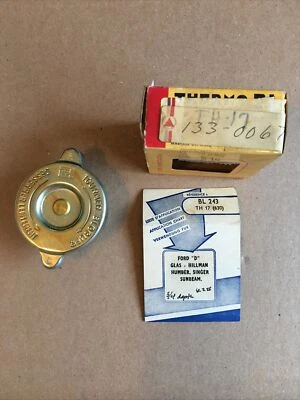 NUEVO NOS TH17 133-0067 Tapa Radiador Jaguar MKX Sunbeam Alpine 1962-1967 Marca PJ Foto 1 de 3