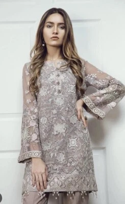 Baroque Chantilly Glow Size Small New Original Shalwar Kameez Dupatta  - Image 1 of 4