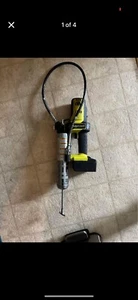 Snap On 18v Cordless Grease Gun Kit W/Tool, 1 Battery, Charger, Lock N Lube Tip - Picture 1 of 3
