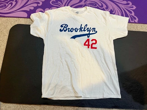 Brooklyn Dodgers Jackie Robinson #42 Jersey T-Shirt Adult L Officially Licensed Cover