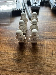 Lego Star Wars First Order Snow trooper Lot - Picture 1 of 2