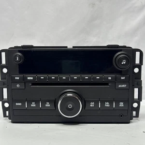 2007-13 GM Chevy Tahoe Silverado GMC Yukon Radio CD Mp3 Eingang US8 entsperrt - Bild 1 von 3