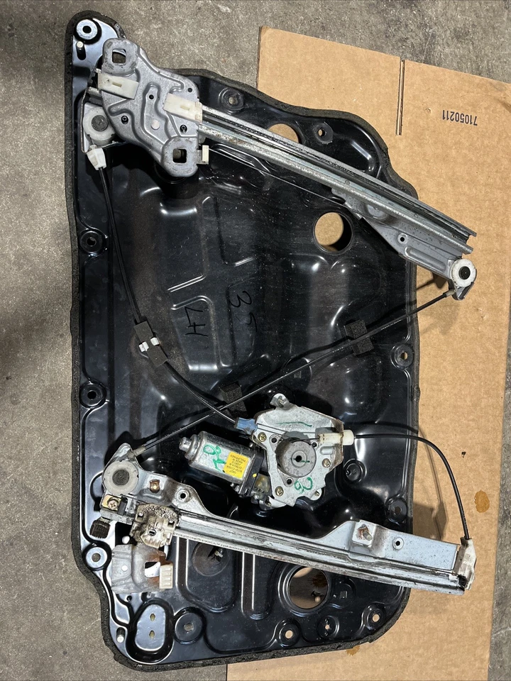 Infiniti G35 2003 06 cupé ventana derecha motor regulador OEM Foto 1 de 2