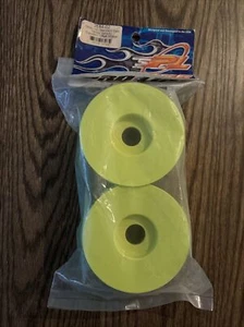 Pro-Line Maxx 23mm HD Velocity Rims, Yellow-Standard Offset (2) 2684-02 - Picture 1 of 5