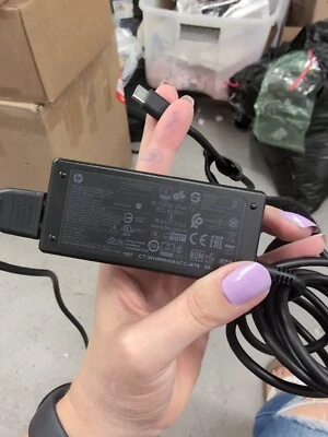 Carregador de laptop HP genuíno adaptador CA fonte de alimentação (TPN-CA20) 45W 15V 3A - Imagem 1 de 4