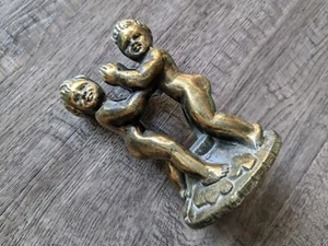 Vintage Brass Cherub Candlestick Holder 2 Boys 1 lb 4 1/2" Tall NICE - Picture 1 of 11