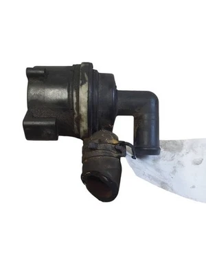 Volkswagen PASSAT CC 2010 Electric auxiliary coolant water pump 12402100302 Foto 1 de 4