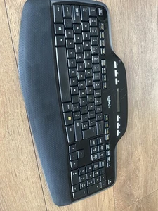 Logitech Performance MK710/MK700 Tastatur kabellos UK Layout 820-002966 - NUR - Bild 1 von 5