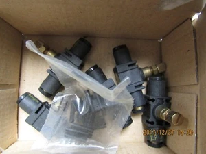 Legris 7770.56.00 GAD Connector/Fitting Black 24643 Qty 5 - Picture 1 of 2