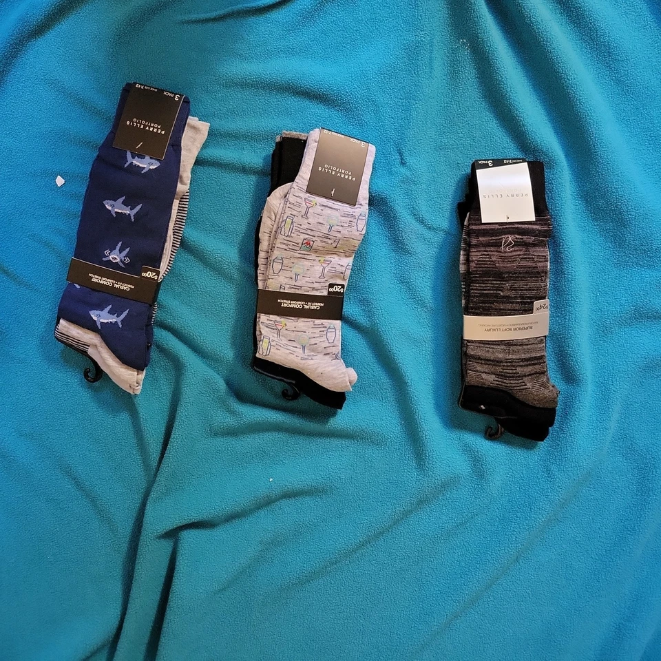 Paquete de 3 calcetines portafolio Perry Ellis para hombre nuevos con etiquetas precio de venta sugerido por el fabricante 64 USD - Juego de 3 Foto 1 de 4