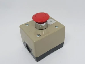 Generic 1MHC Momentary Emergency Stop Control DISCOLORED/SHELF WEAR NOP - Picture 1 of 4